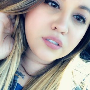 Meet your Posher, Lolorena